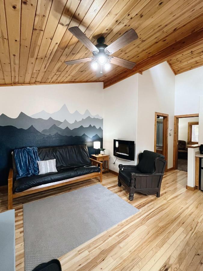 Cozy Cabin Suite Bed And Breakfast Woodland Park Ngoại thất bức ảnh